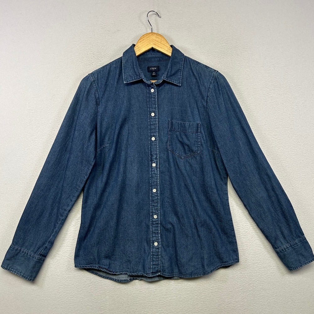 Classic Preppy J.Crew Womens Medium Blue Denim Re-Imagined Button Up Shirt